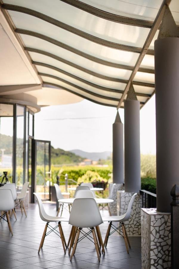 Calma Beach Hotel Stavros  Eksteriør billede