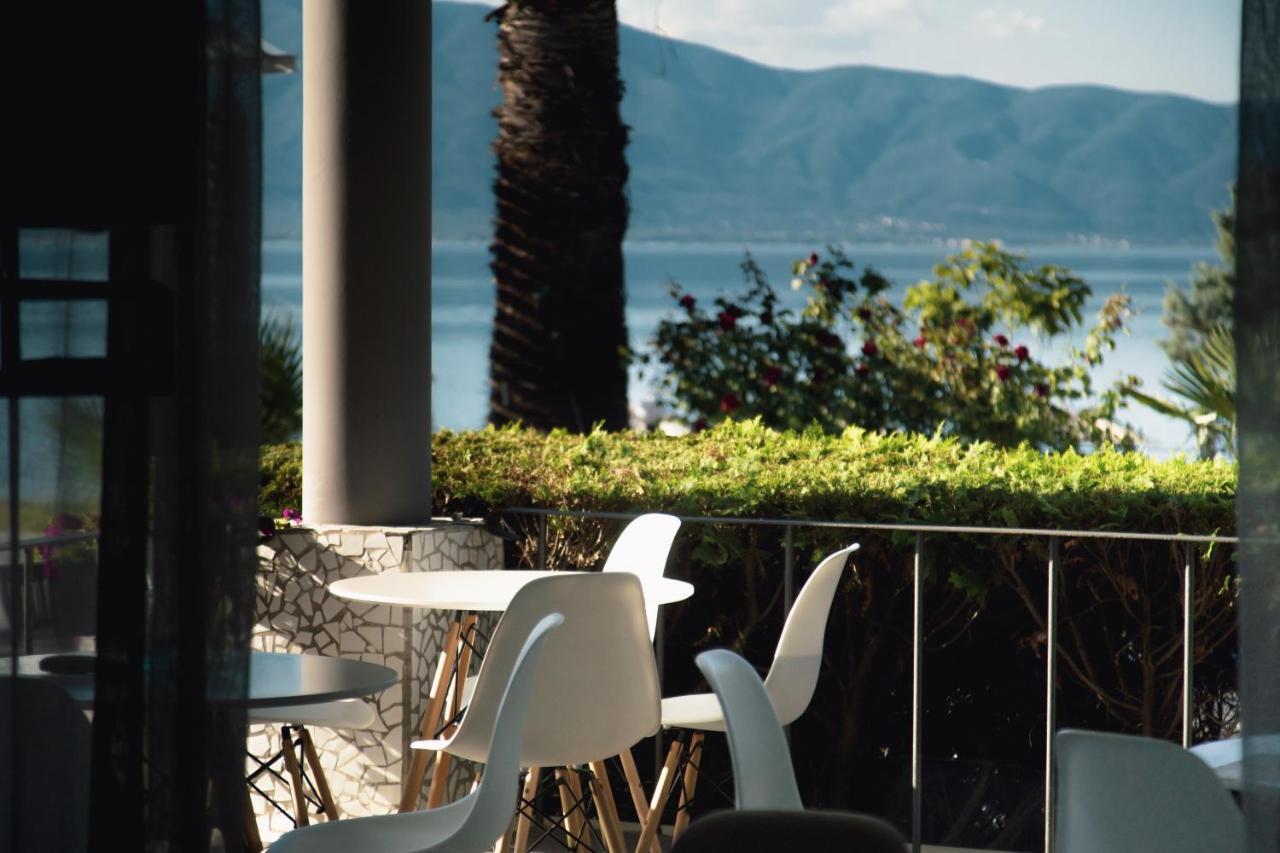 Calma Beach Hotel Stavros  Eksteriør billede