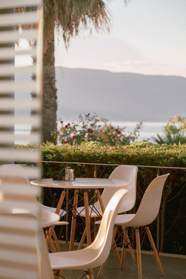 Calma Beach Hotel Stavros  Eksteriør billede